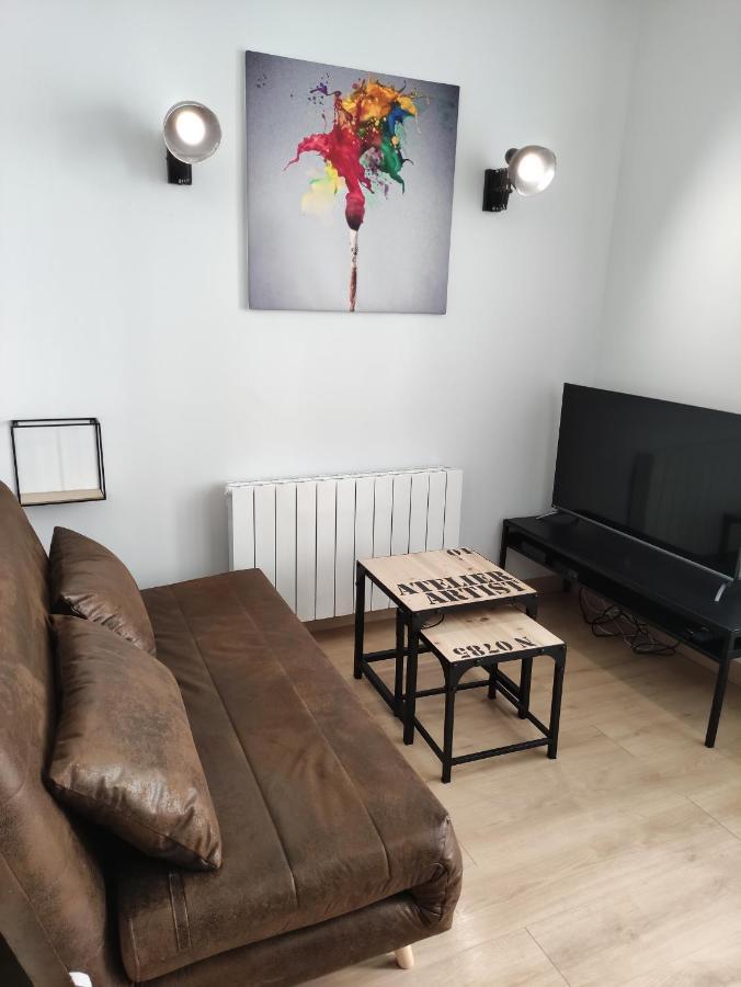 L'Atelier De L'Artiste - Moulins Coeur De Ville Eksteriør billede