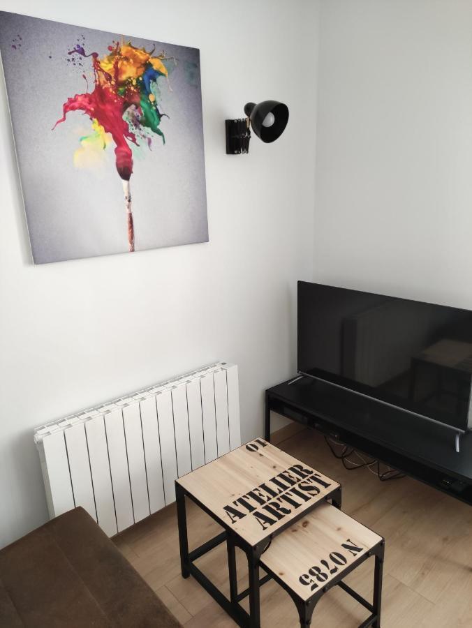L'Atelier De L'Artiste - Moulins Coeur De Ville Eksteriør billede