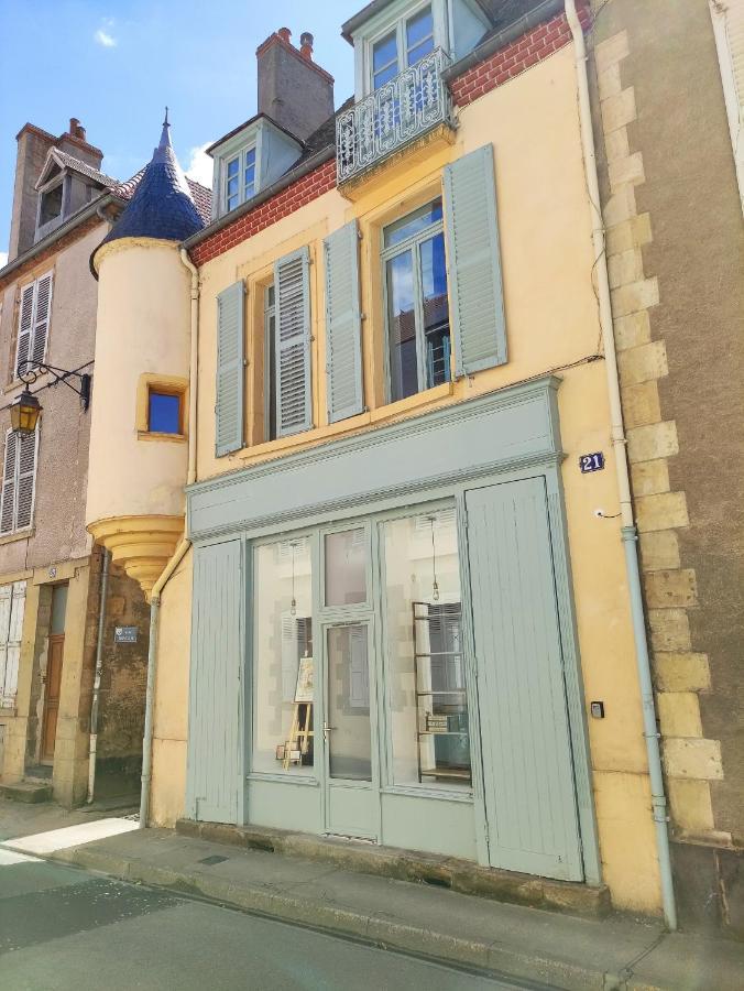 L'Atelier De L'Artiste - Moulins Coeur De Ville Eksteriør billede