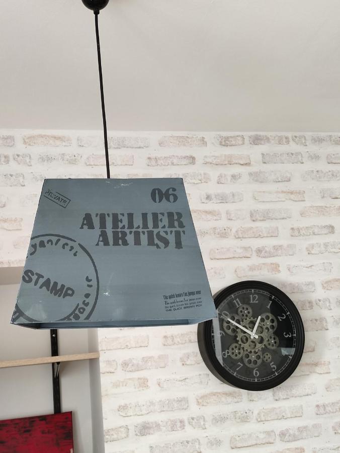 L'Atelier De L'Artiste - Moulins Coeur De Ville Eksteriør billede